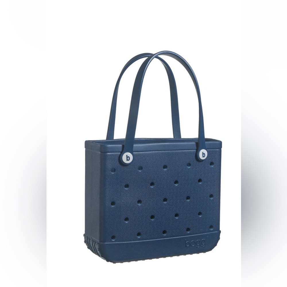 Navy Bogg Bag (M)